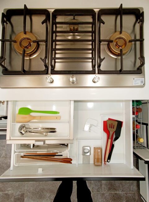 收納盒有磁鐵的分隔架可自由組合