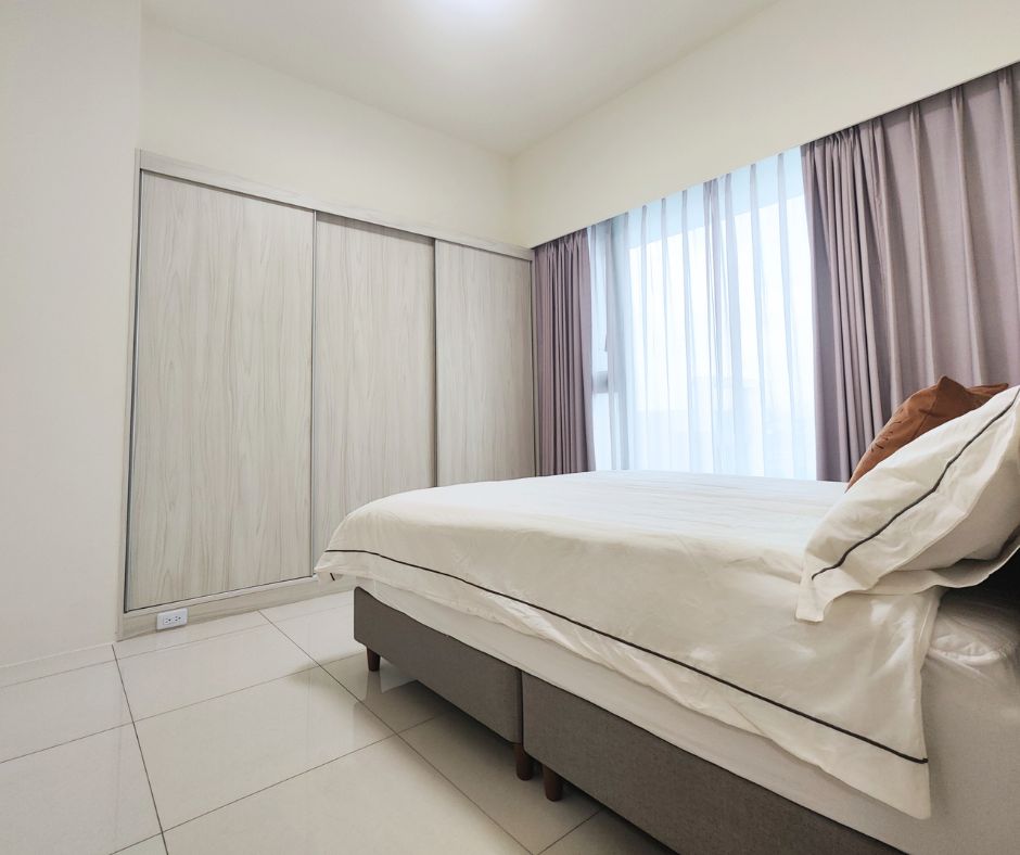 Xr:d:dafiybad Y0:10,j:47064641875,t:23051308