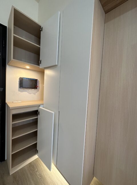 CD0B8586-2DAD-4B25-8ED9-A27117BAF052